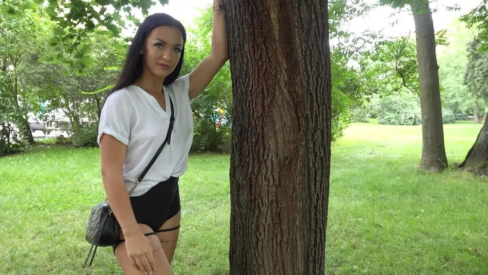 German scout - model pawg payudara kecil zuzu dijemput dan dikocok kasar — foto 23