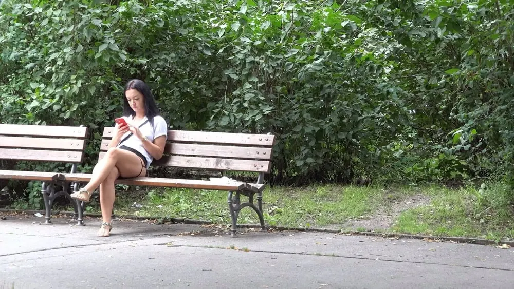 German scout - model pawg payudara kecil zuzu dijemput dan dikocok kasar — foto 3